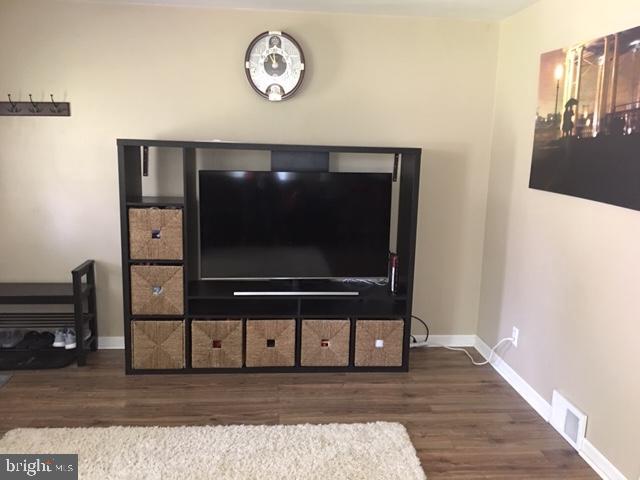 37 Barren Road Newtown Square, PA 19073 - Photo 2 of 13