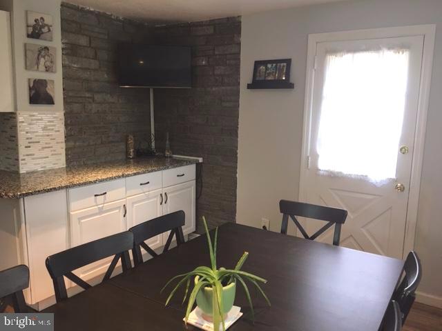 37 Barren Road Newtown Square, PA 19073 - Photo 5 of 13