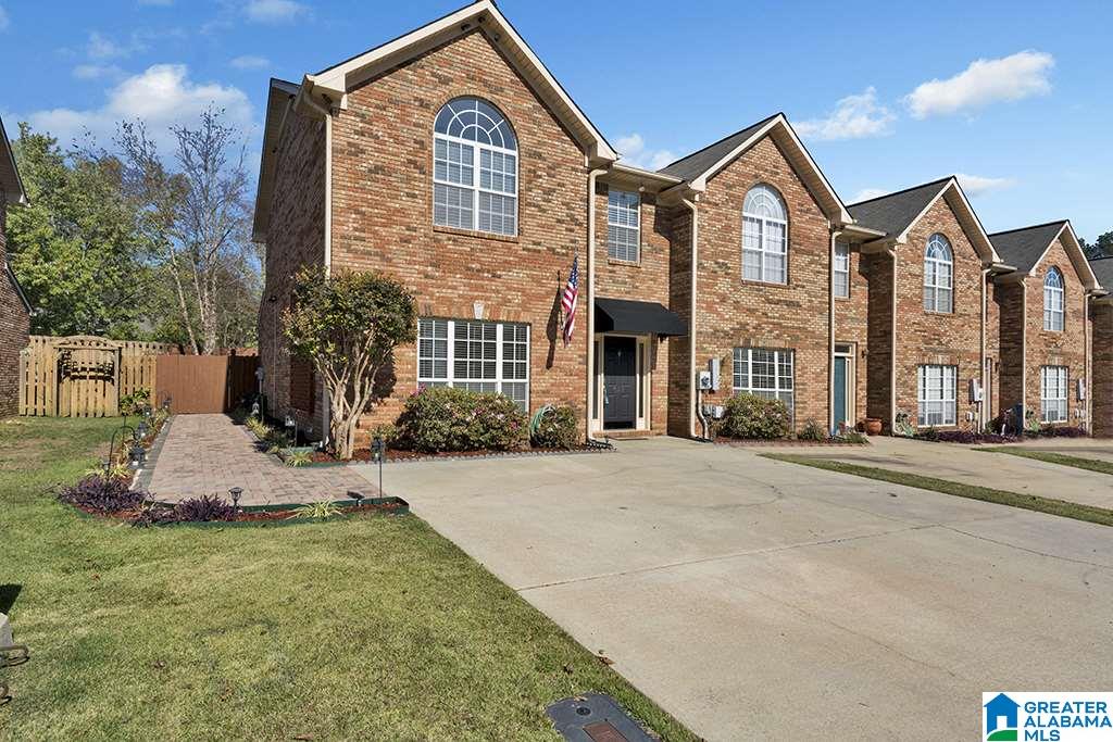 621 Parkside Circle Helena, AL 35080 - Photo 2 of 35