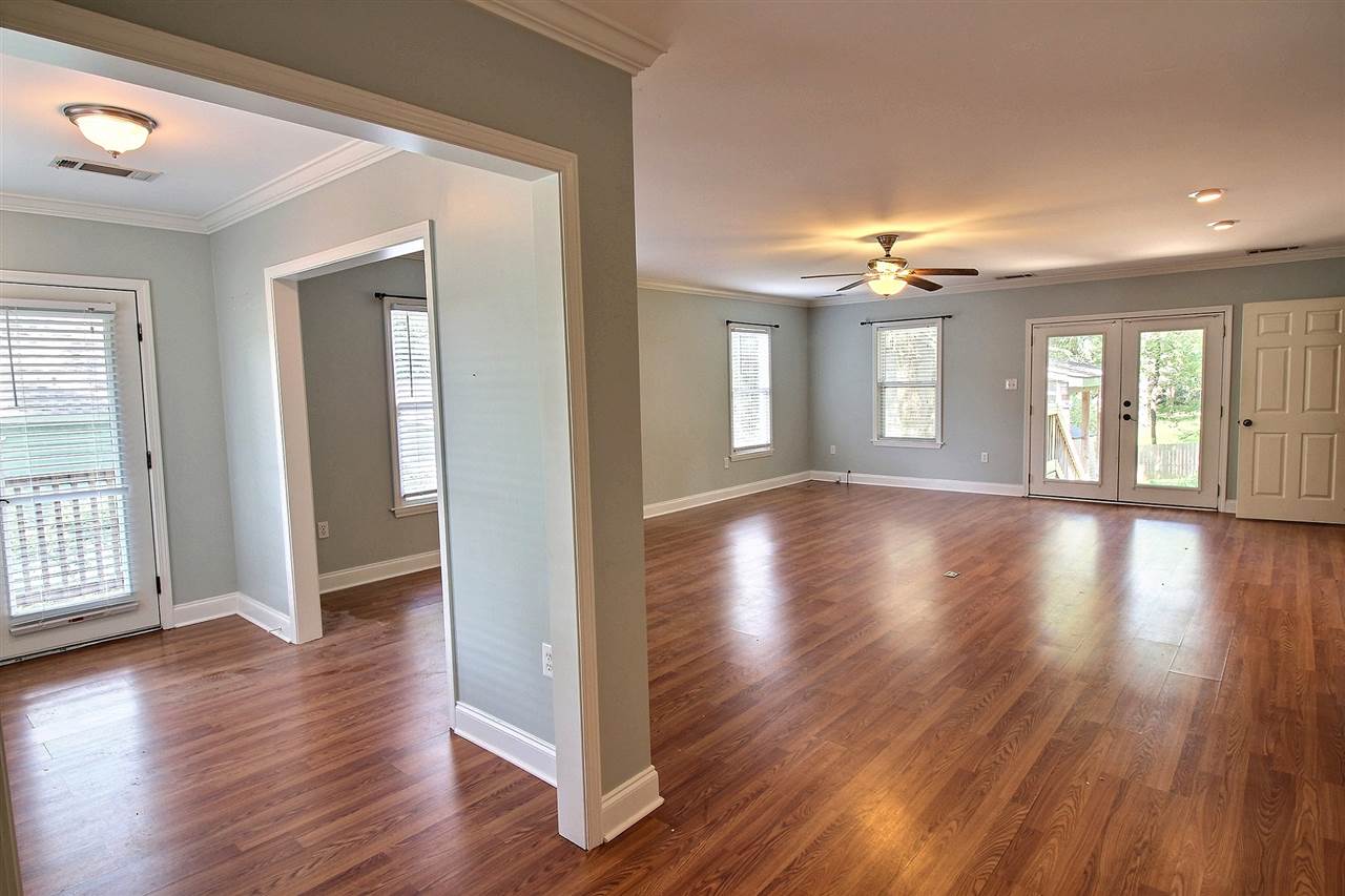 268 North Main Street Collierville, TN 38017 - Photo 6 of 17