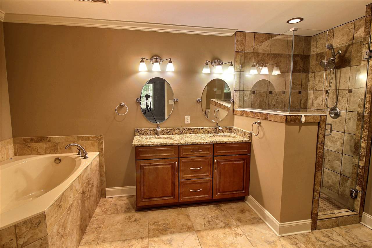 268 North Main Street Collierville, TN 38017 - Photo 10 of 17