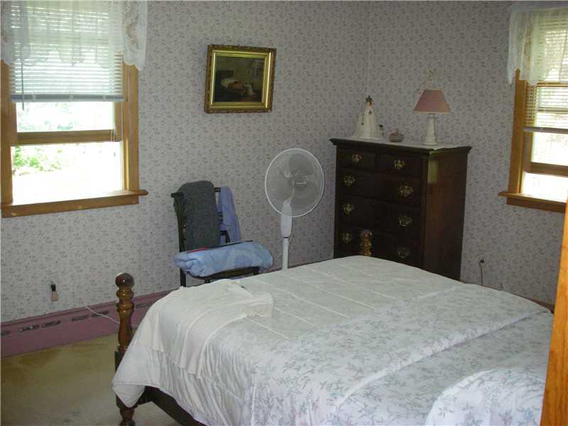 1107 Stafford Road Tiverton, RI 02878 - Photo 11 of 15 Bedroom.