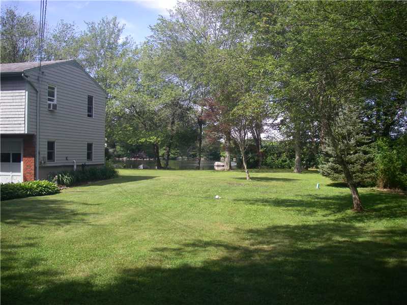 1107 Stafford Road Tiverton, RI 02878 - Photo 7 of 15 View.