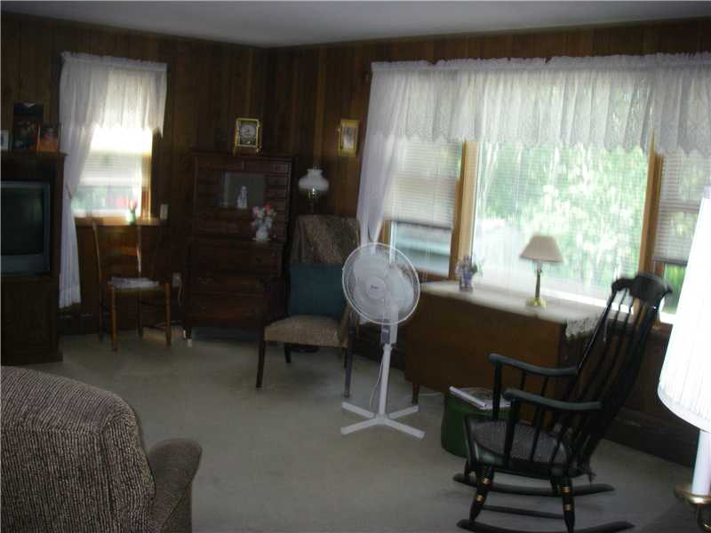 1107 Stafford Road Tiverton, RI 02878 - Photo 10 of 15 Living Room.