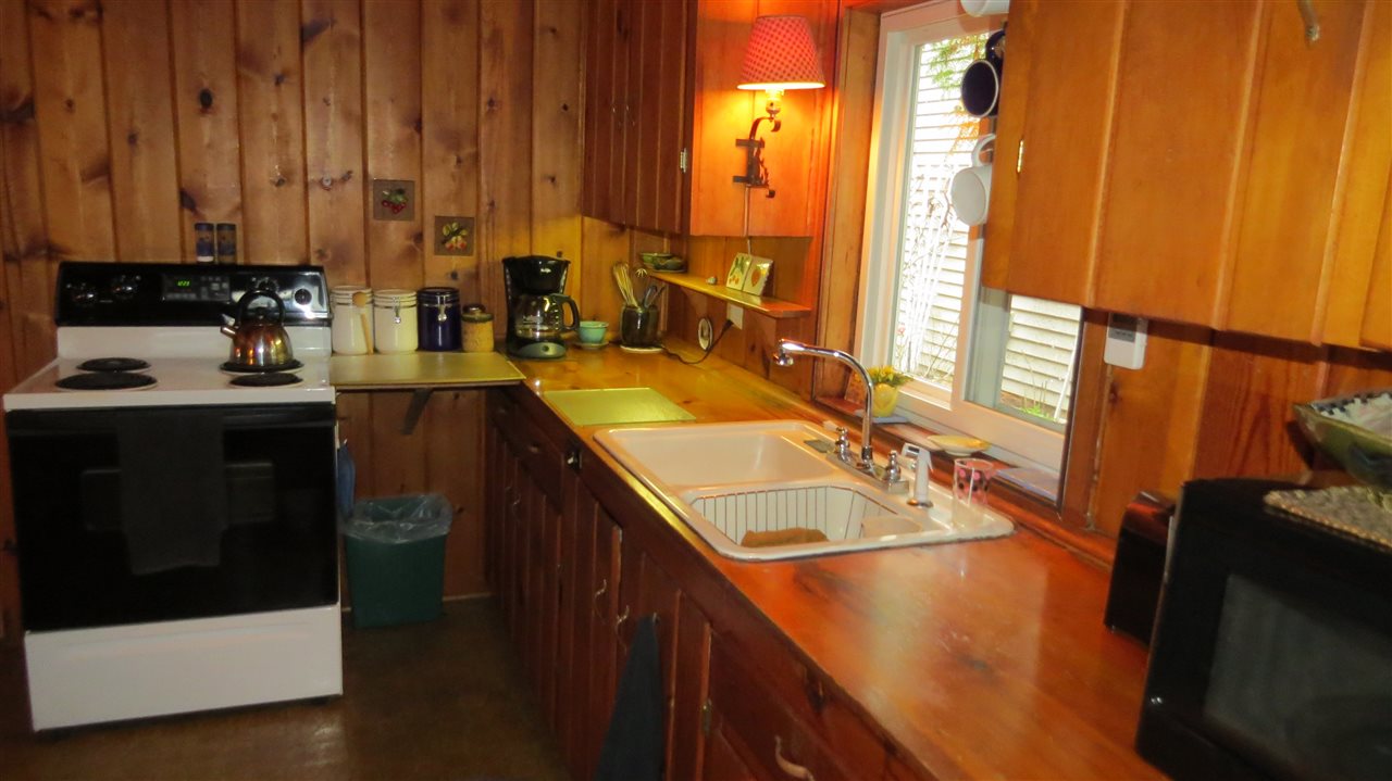 8173 Clam Lake Road Bellaire, MI 49615 - Photo 9 of 32 1846013-8.JPG