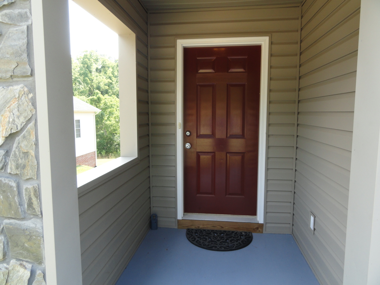 2826 Green Ridge Road Roanoke, VA 24019 - Photo 7 of 21 a view of front door
