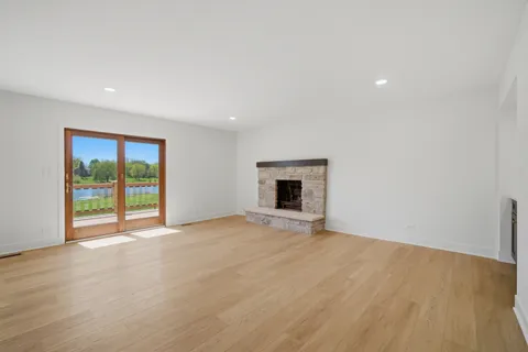 $850,000 | 28 Windemere Lane, South Barrington, IL 60192