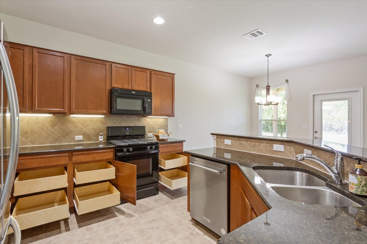 220 Coffee Mill Creek Road Georgetown, TX 78633 - Photo 15 of 36