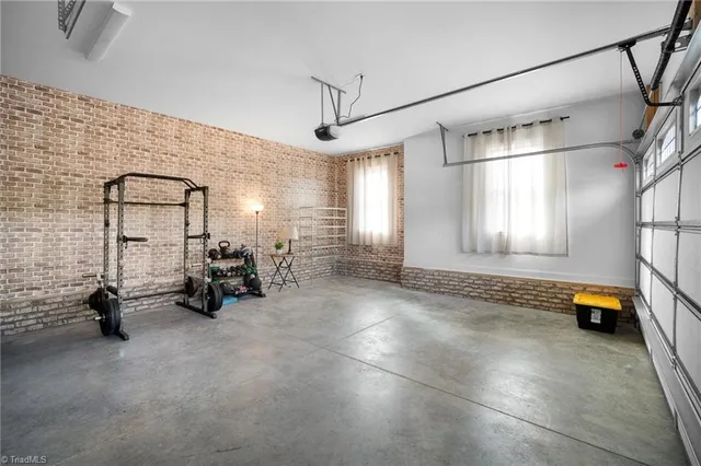 $475,000 | 119 White Oak Court, Lexington, NC 27295