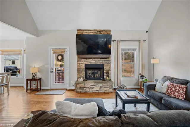 $475,000 | 119 White Oak Court, Lexington, NC 27295