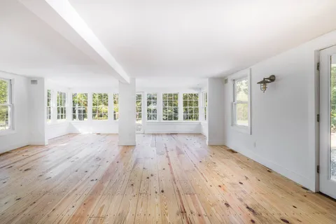 $2,749,000 | 14 Maunakea Street, Sag Harbor, NY 11963