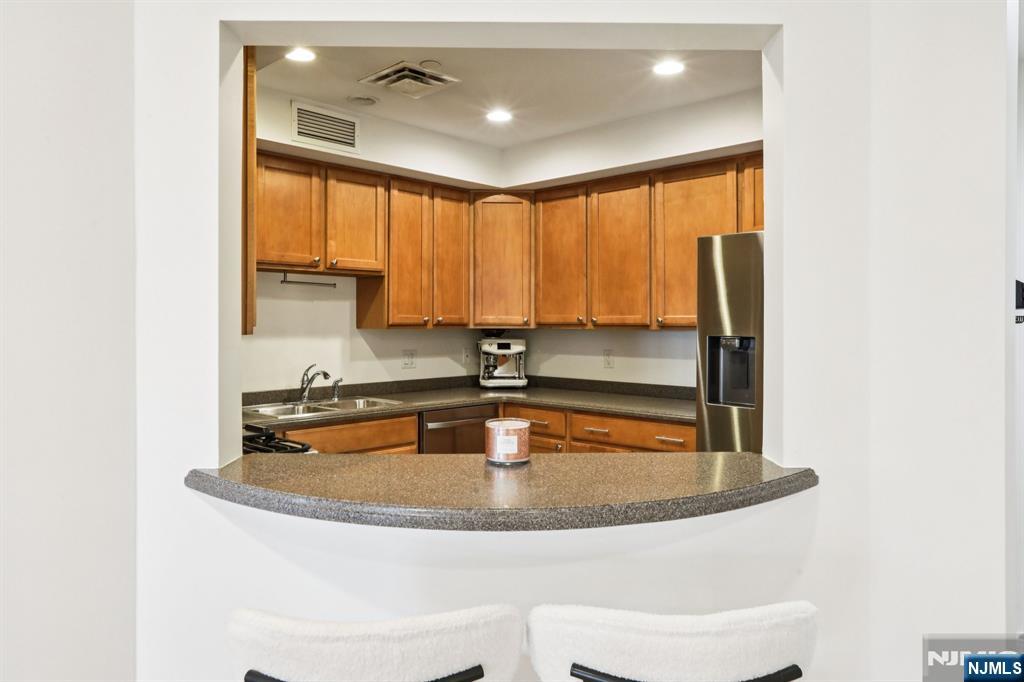 1 Orient Way, Unit 204 Rutherford, NJ 07070 - Photo 22 of 46