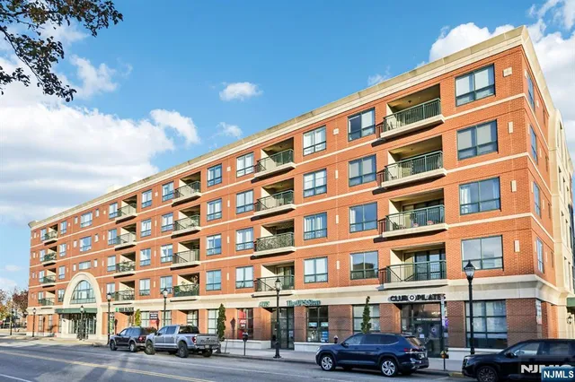 $499,000 | 1 Orient Way, Unit 204, Rutherford, NJ 07070