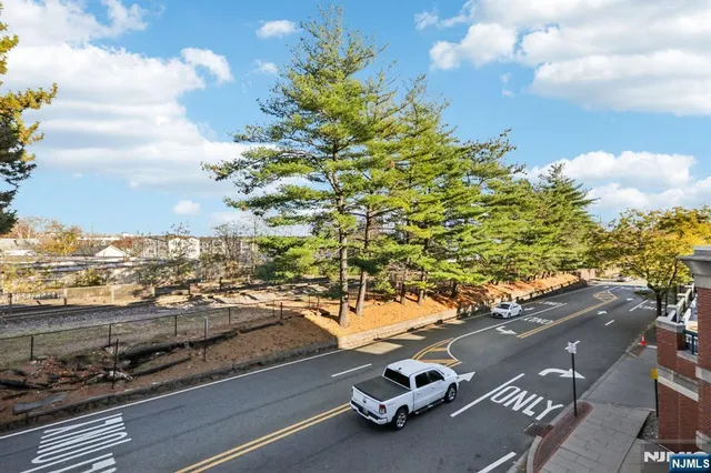 $499,000 | 1 Orient Way, Unit 204, Rutherford, NJ 07070