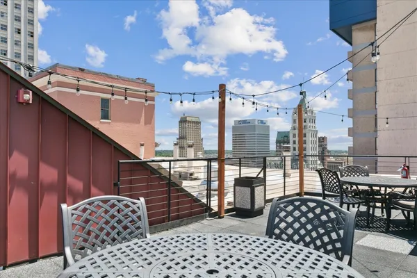 $179,000 | 109 North Main Street, Unit 1105, Memphis, TN 38103