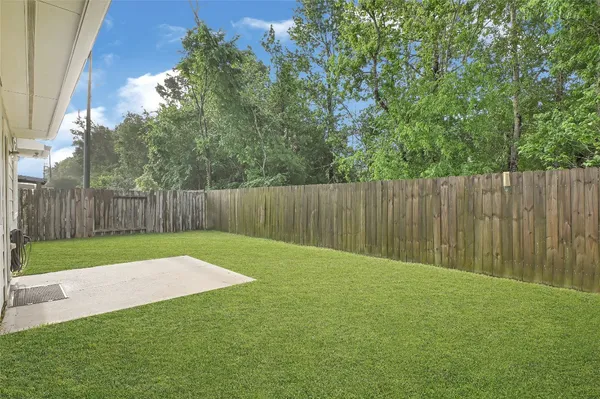$2,100 | 12902 Pecan Shores Drive, Houston, TX 77044