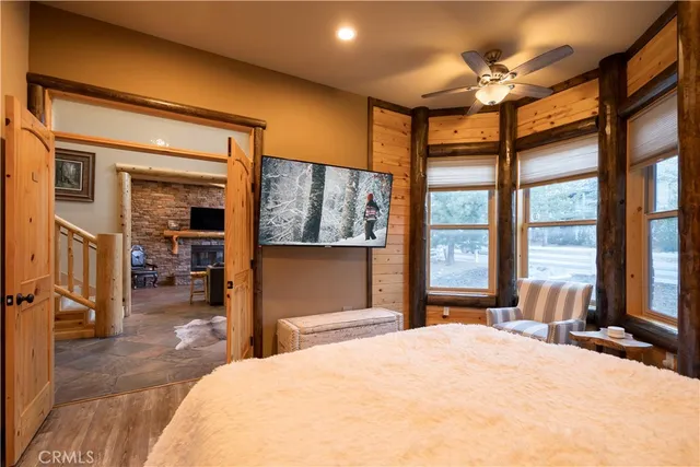 $1,549,000 | 325 Stony Creek Road, Big Bear Lake, CA 92315