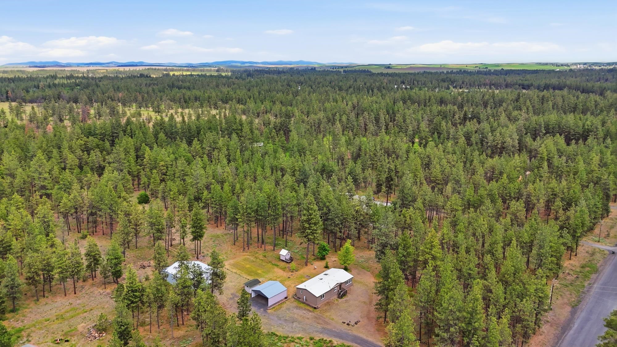 18507 South Nevada Street Spangle, WA 99031 - Photo 40 of 46