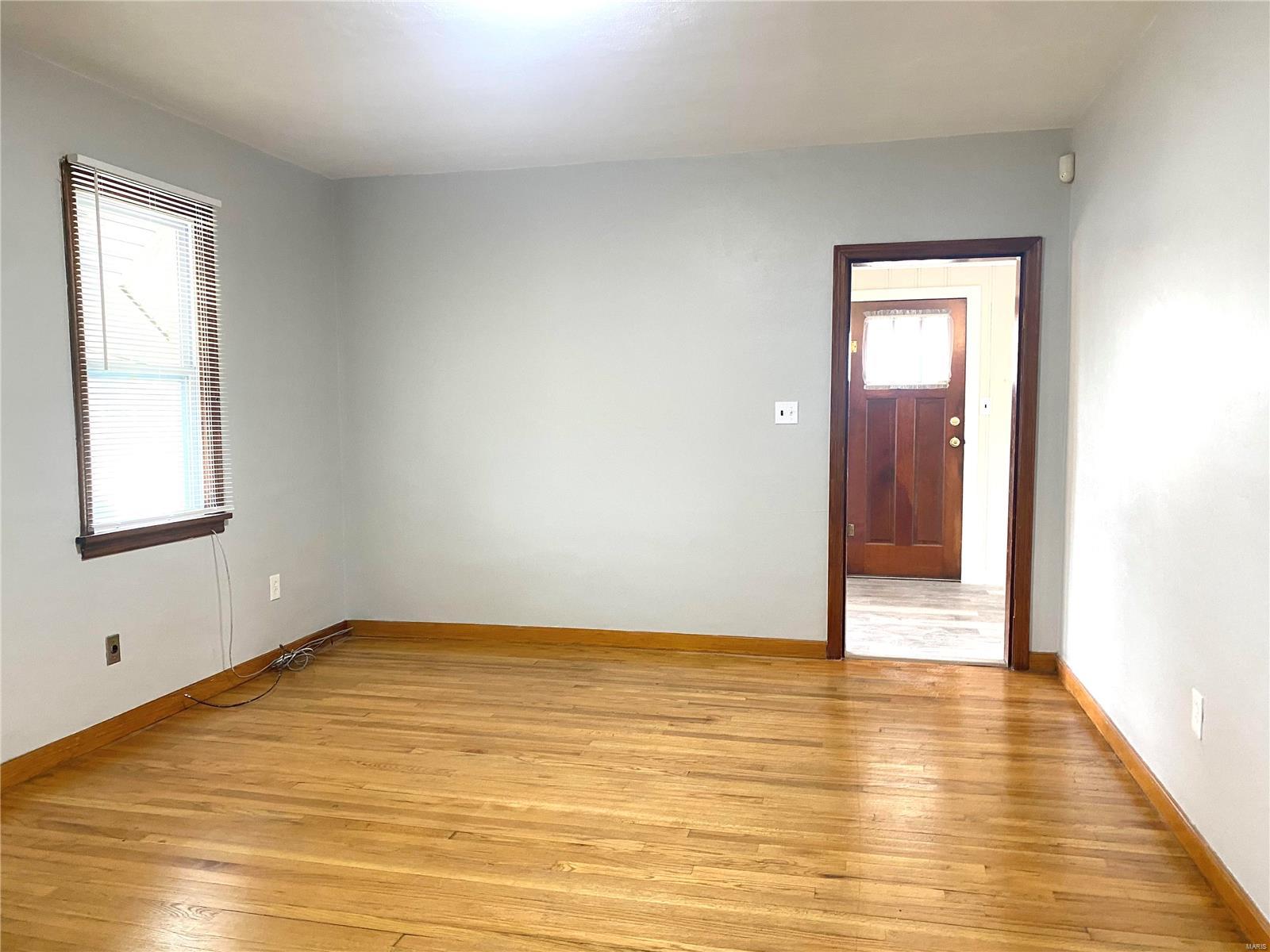 1129 Meridian Avenue Madison, IL 62060 - Photo 12 of 26