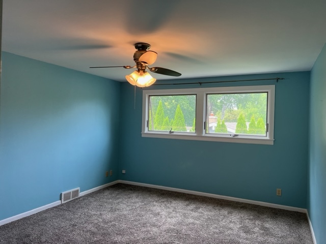 8551 North Point Drive Fox Point, WI 53217 - Photo 12 of 16 Photo 12