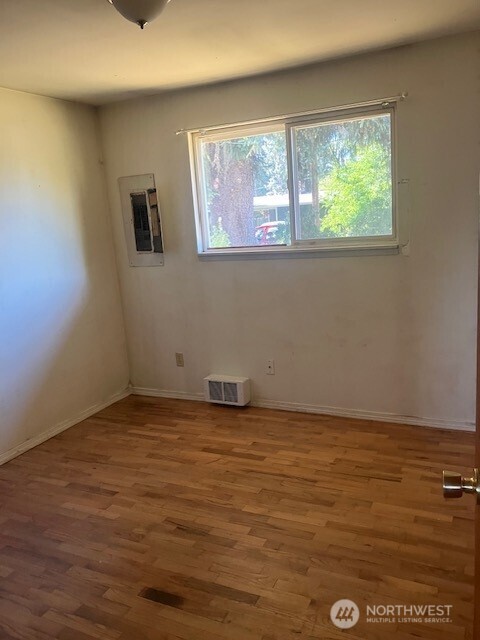 31733 West Rutherford Street Carnation, WA 98014 - Photo 6 of 6 Gallery Image 6