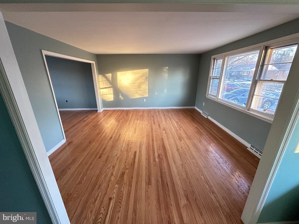 1126 Ralph Road Newark, DE 19713 - Photo 3 of 25 Gallery Image 3