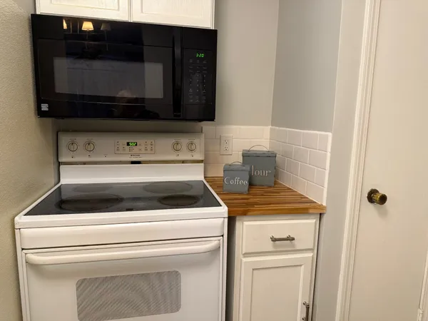 a view of washer and dryer