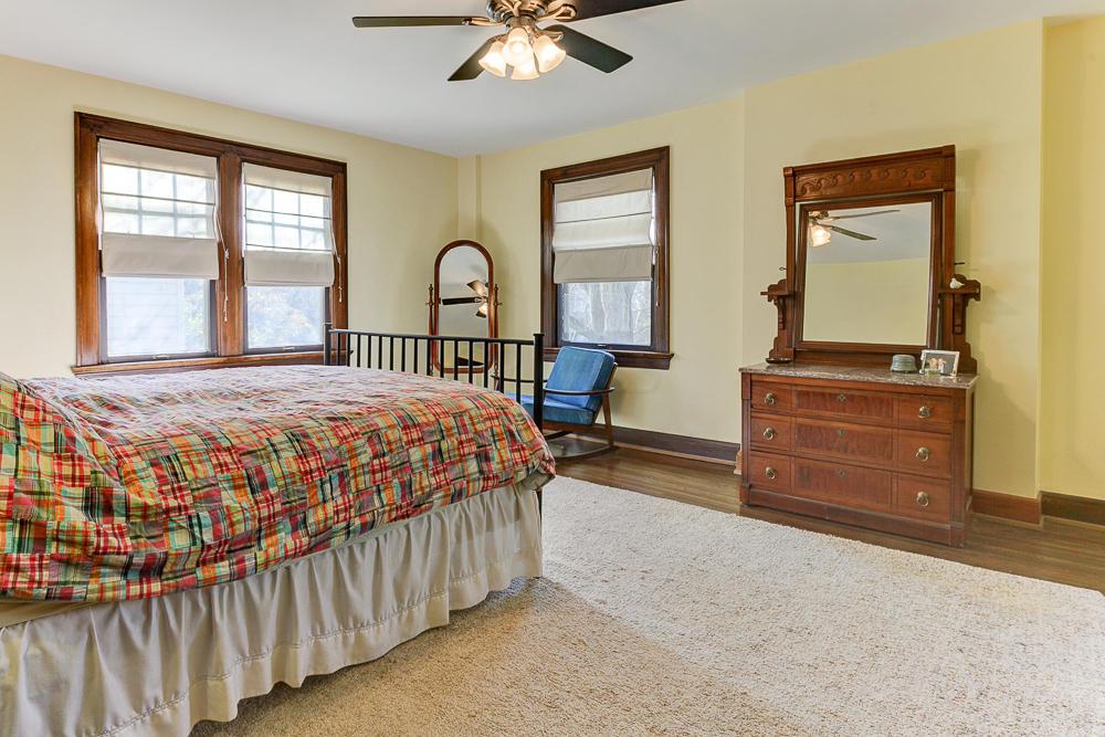 324 South Ardmore Road Columbus, OH 43209 - Photo 13 of 26