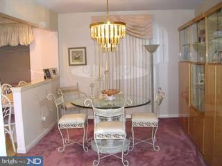 222 Wickley Road Philadelphia, PA 19154 - Photo 3 of 6