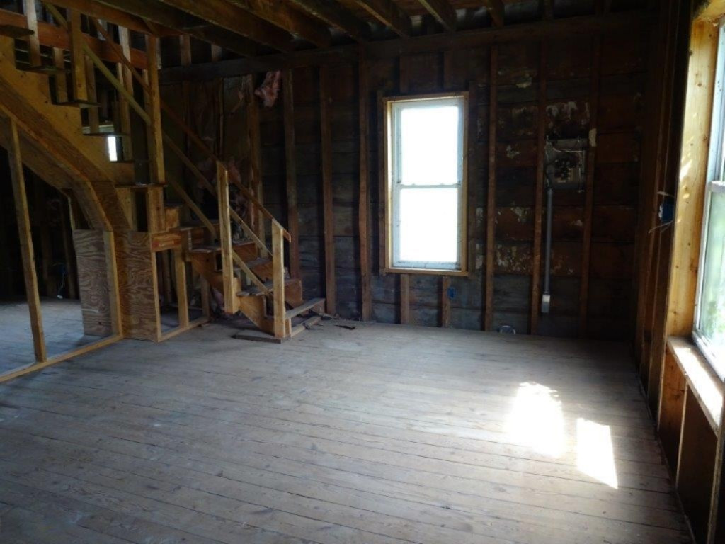 6915 South Maple Island Road Fremont, MI 49412 - Photo 11 of 20 DSC04045