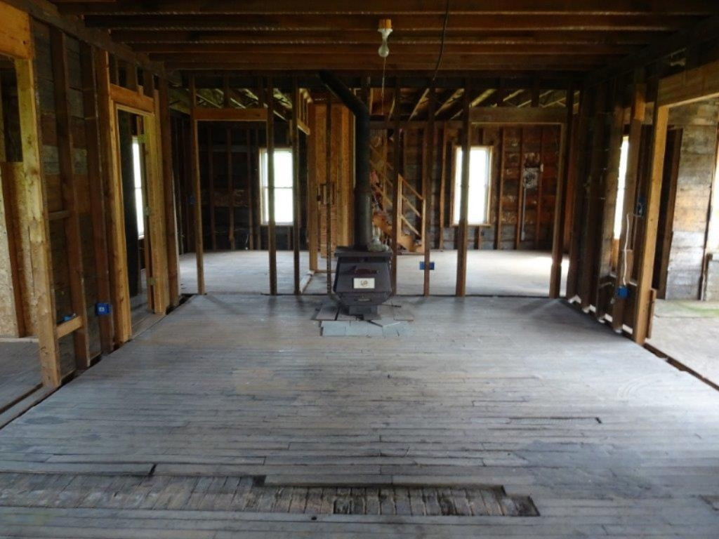6915 South Maple Island Road Fremont, MI 49412 - Photo 15 of 20 DSC04049