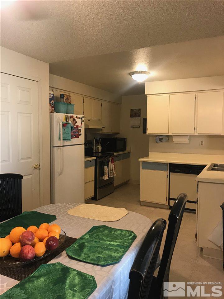 6817 Flower Street Reno, NV 89506 - Photo 5 of 19 Photo 5