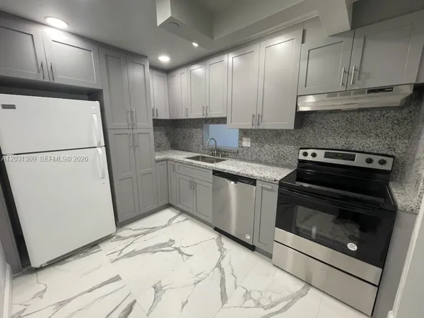 $2,100 | 8650 Southwest 133rd Avenue Road, Unit 217, Miami, FL 33183