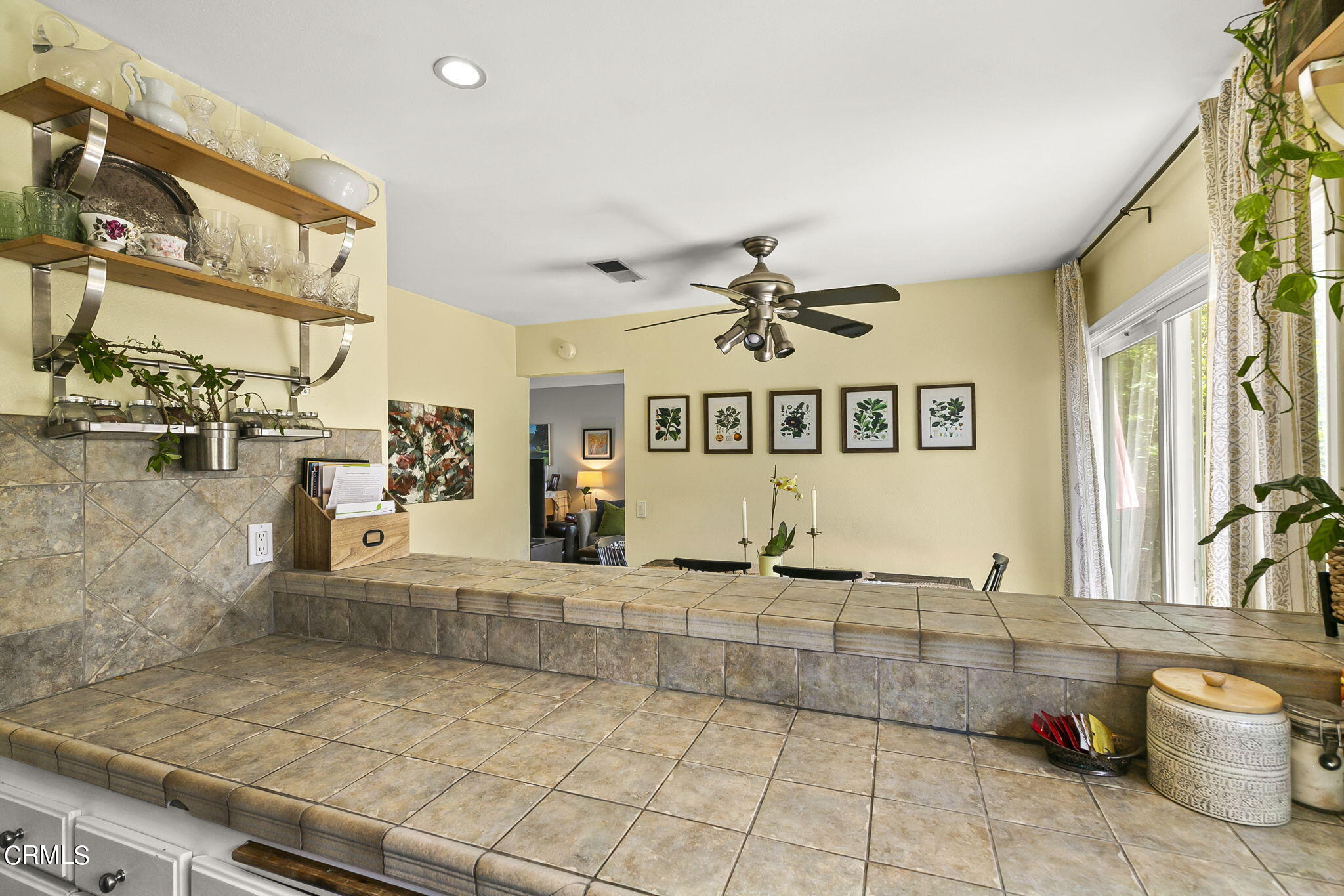 14838 Reedley Street, Unit E Moorpark, CA 93021 - Photo 12 of 38 14838 Reedley 18