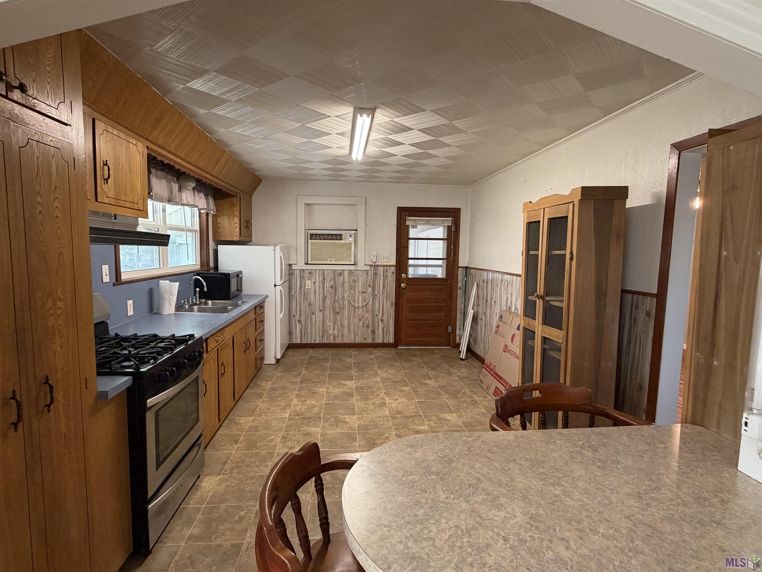 162 Service Road Larose, LA 70373 - Photo 5 of 15