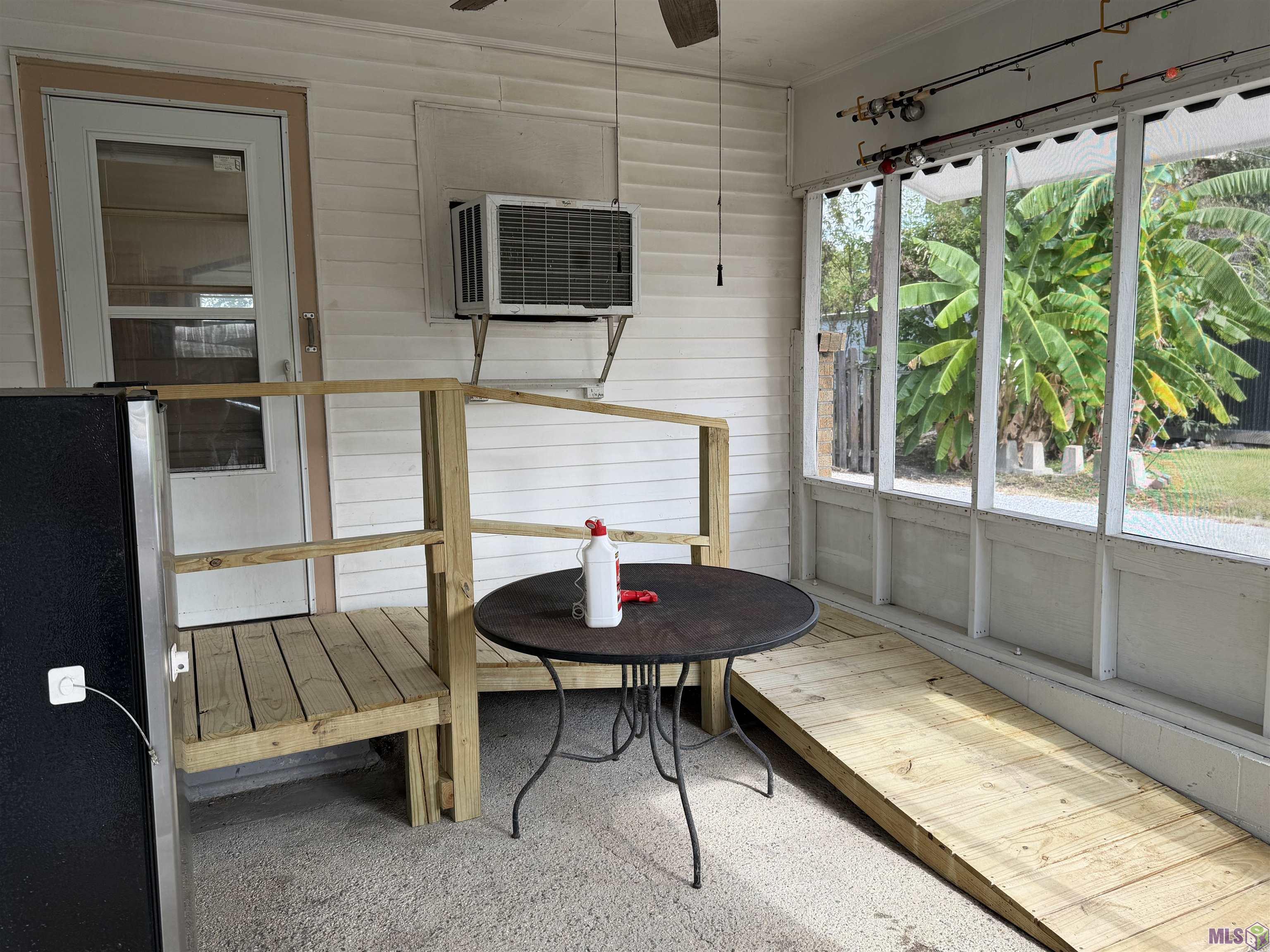 162 Service Road Larose, LA 70373 - Photo 8 of 15