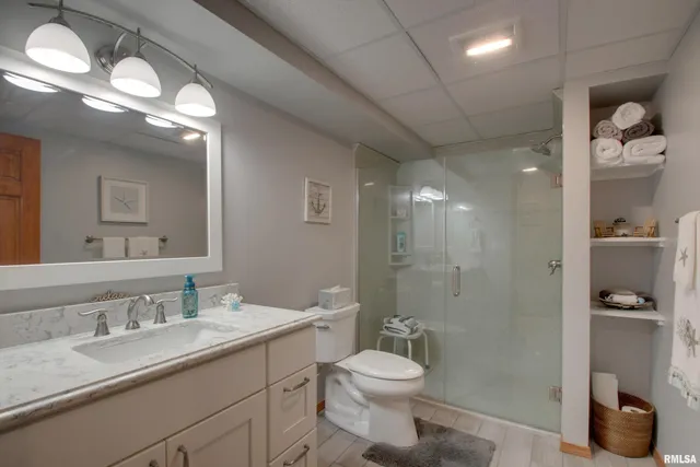 $365,000 | 1536 Wilshire Drive, Quincy, IL 62305