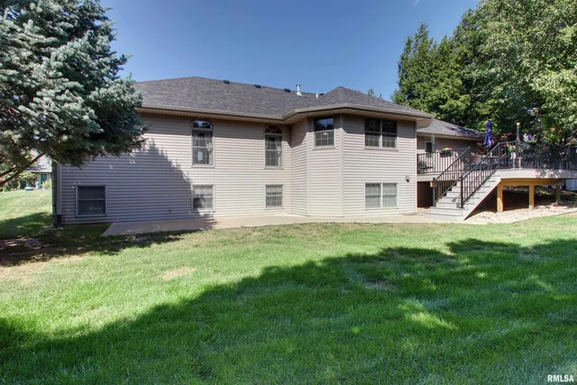 $365,000 | 1536 Wilshire Drive, Quincy, IL 62305