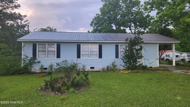 $90,000 | 2720 Loop Road, Loris, SC 29569
