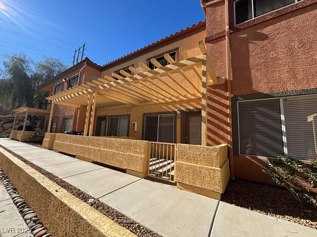 $1,650 | 4915 East Russell Road, Unit 140, Las Vegas, NV 89120