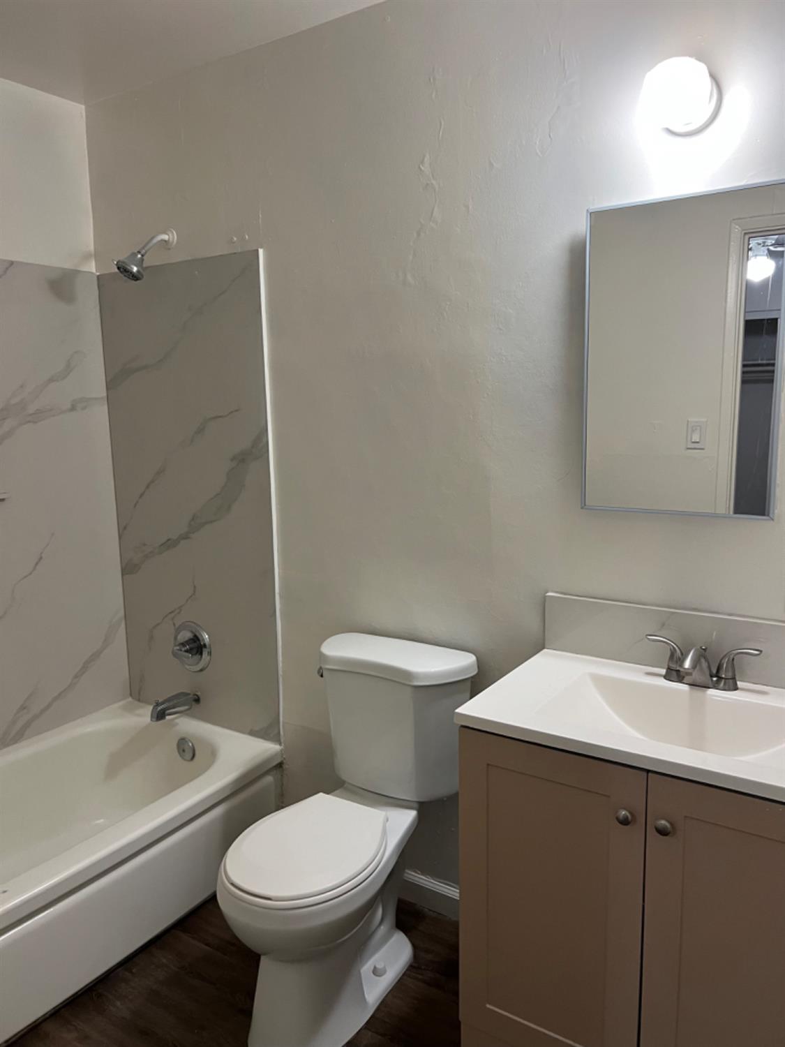 2321 Cambridge Street, Unit C Sacramento, CA 95815 - Photo 2 of 4