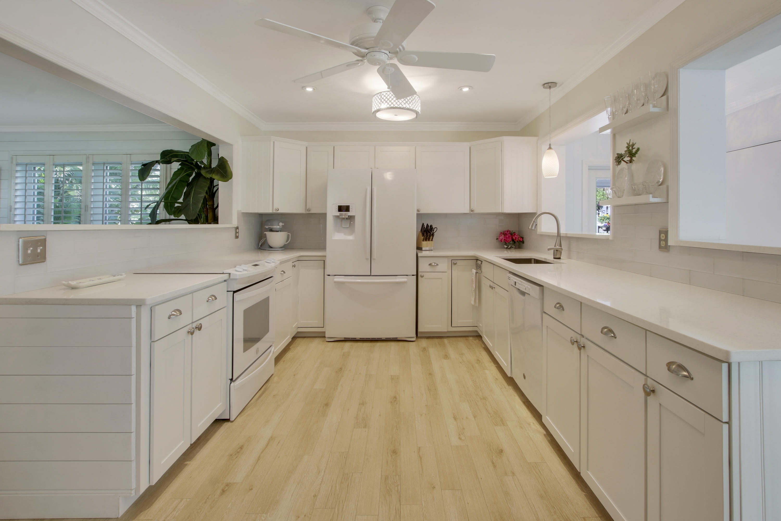 3399 Cove Road Tequesta, FL 33469 - Photo 16 of 44 House-18