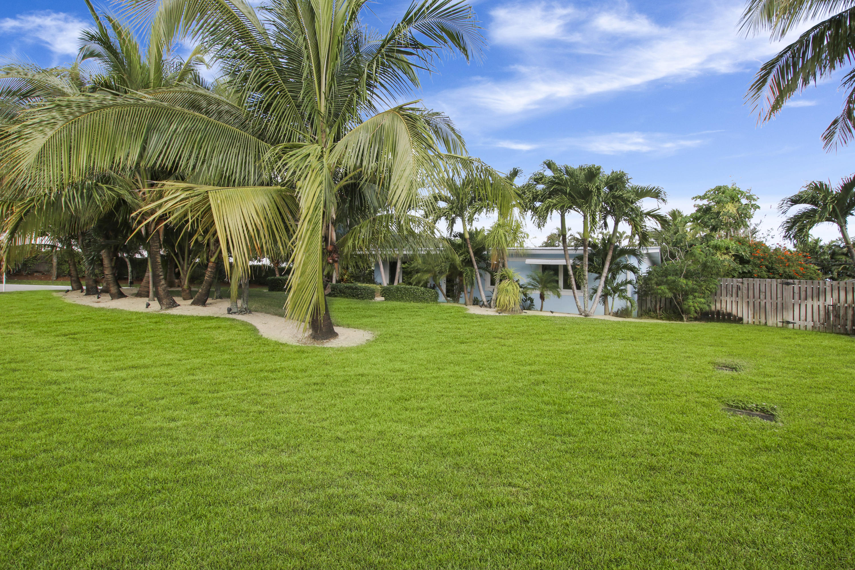 3399 Cove Road Tequesta, FL 33469 - Photo 41 of 44 House-5