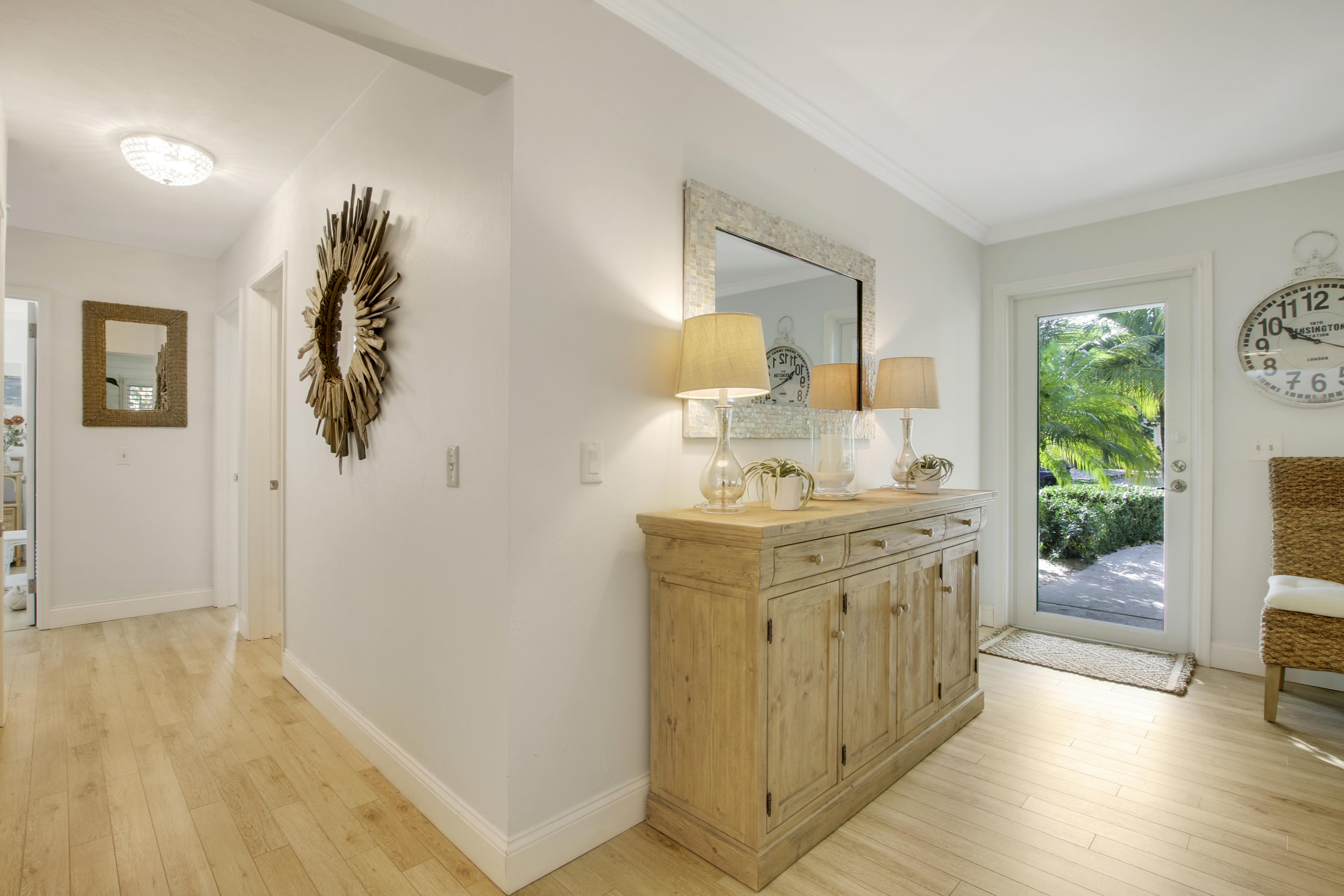 3399 Cove Road Tequesta, FL 33469 - Photo 9 of 44 House-16