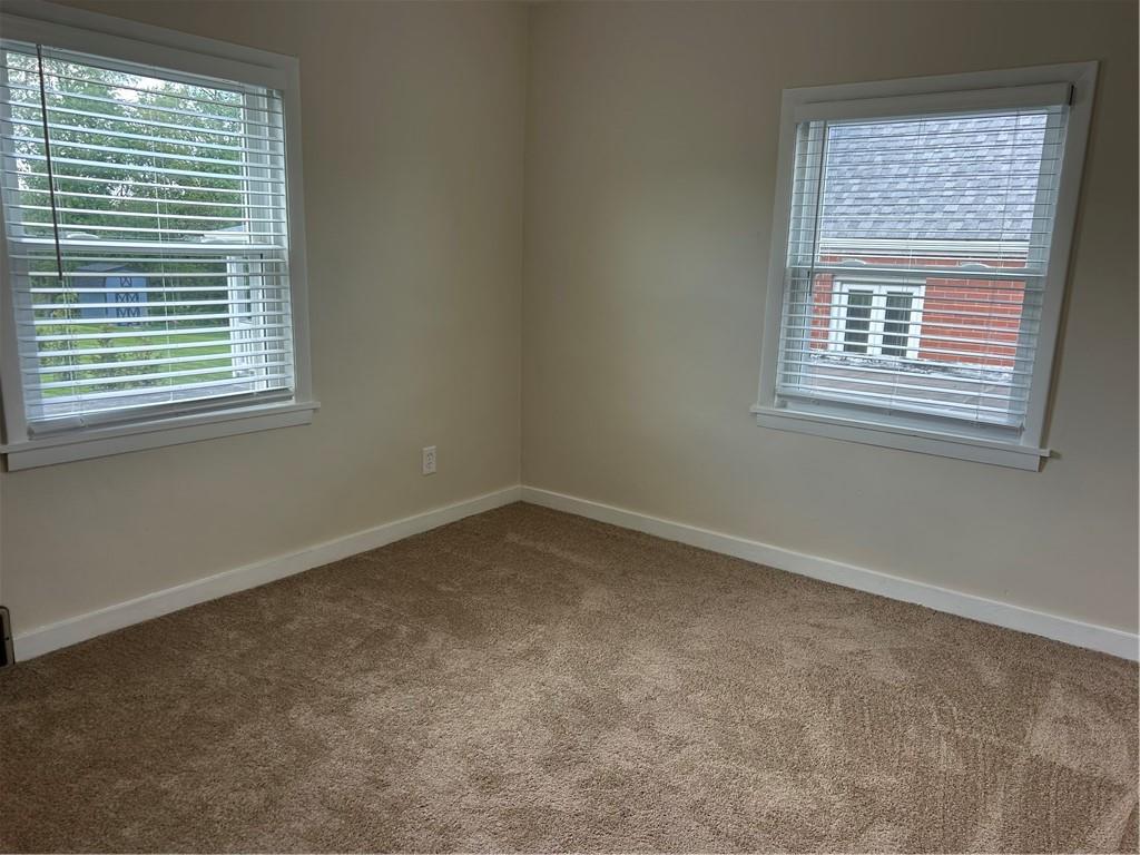 314 Terrace McKeesport, PA 15135 - Photo 10 of 19 an empty room with a window