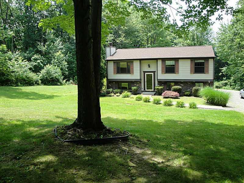 989 Logan Road Gibsonia, PA 15044 - Photo 22 of 22 Exterior Front.
