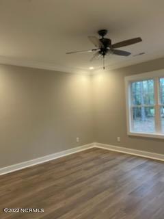5800 Jolly Roger Road New Bern, NC 28560 - Photo 4 of 12 DINING