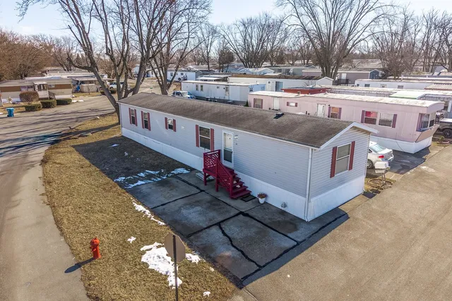 $32,500 | 602 6th Street, Bloomington, IL 61704