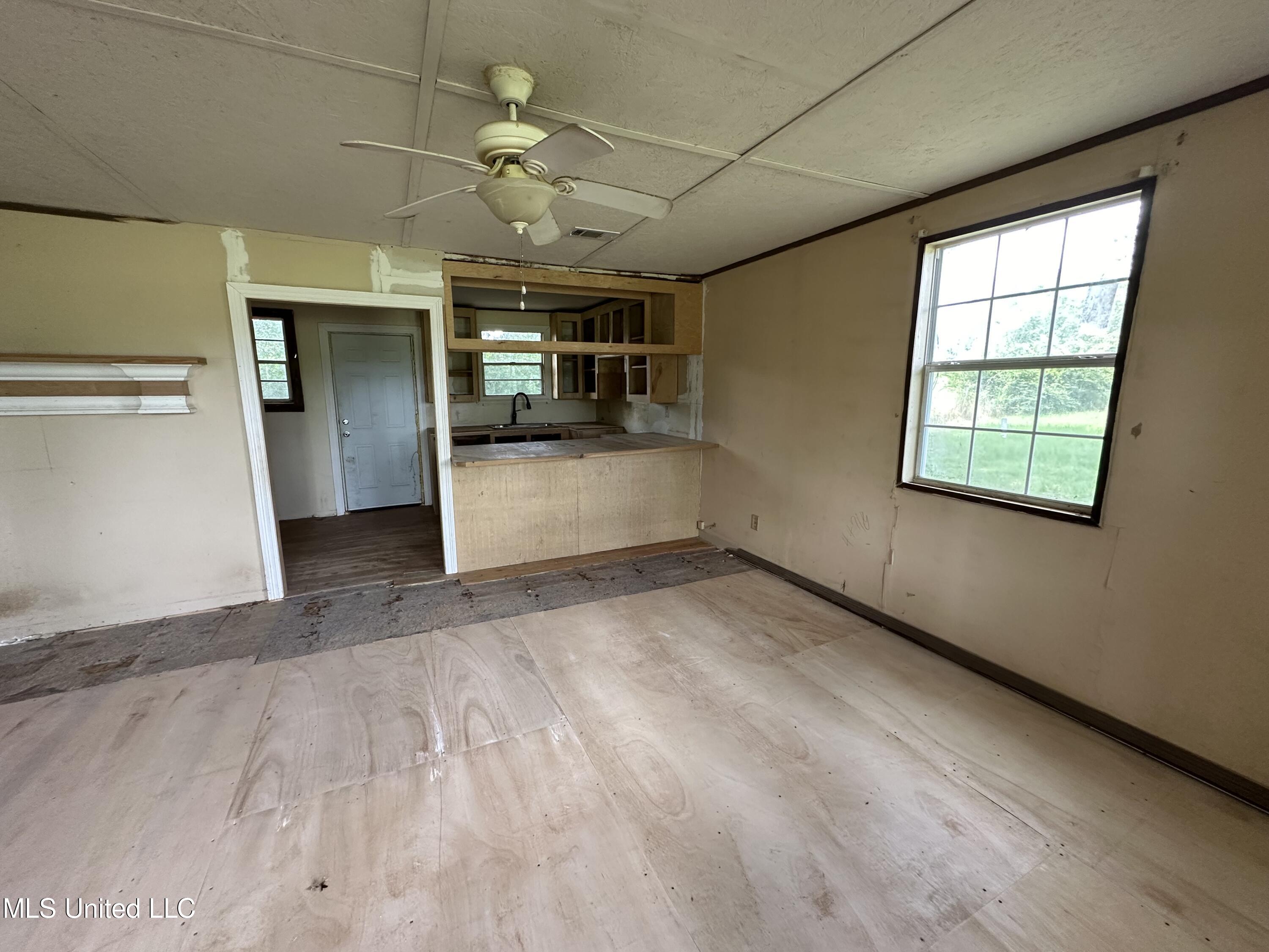 1273 Dry Creek Road Magee, MS 39111 - Photo 4 of 12 IMG_1880