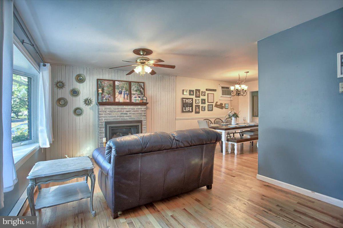313 Virginia Road Mechanicsburg, PA 17050 - Photo 7 of 45 Gallery Image 7